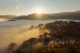 Về K’Long K’Lanh săn mây 'long lanh' trên cung đường hoa và biển