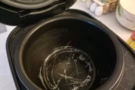 Sử dụng nồi cơm điện sai cách, nguy cơ gây ung thư