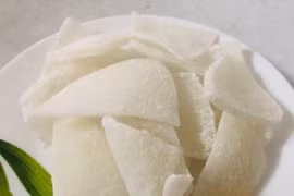 Bí quyết làm mứt dừa non dẻo mềm thơm, ai ăn cũng tấm tắc khen ngon