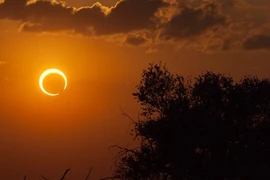 Thế giới đón 'nhật thực Nam Cực' ngay mùng 1 Tết Bính Ngọ