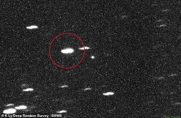 Chuyên gia Harvard cảnh báo UFO ngoài hành tinh sắp đến Trái đất