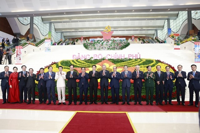 Tổng Bí thư Tô Lâm, các đồng chí lãnh đạo, nguyên lãnh đạo Đảng, Nhà nước dự Đại hội - Ảnh: VGP/Nhật Bắc Tổng Bí thư Tô Lâm, các đồng chí lãnh đạo, nguyên lãnh đạo Đảng, Nhà nước dự Đại hội - Ảnh: VGP/Nhật Bắc