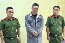 Khởi tố đối tượng vận chuyển hàng lậu qua biên giới ở Quảng Trị