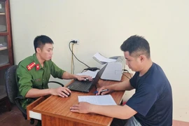 Lừa mua hàng rồi chiếm đoạt gần 40 triệu đồng