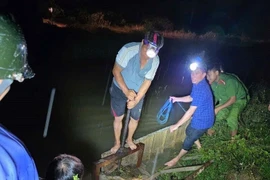 Khắc phục sự cố vỡ kênh trong đêm ở Hà Tĩnh