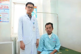 Người đàn ông ở Quảng Trị nguy kịch vì chiếc răng sâu