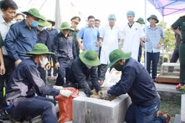 Hoàn thành lấy mẫu ADN xác định danh tính liệt sĩ ở Hà Tĩnh