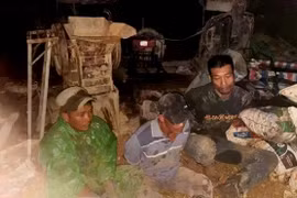 Đột kích mỏ vàng trái phép ở Lâm Đồng, thu giữ gần 18 cây vàng