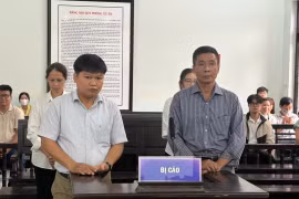 Cựu Giám đốc CDC Huế cùng thuộc cấp lĩnh 14 năm tù