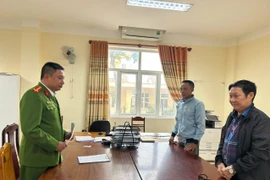 Khởi tố đối tượng khai thác cát trái phép ở Quảng Trị