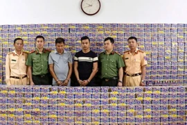 Bắt 2 đối tượng vận chuyển 1,5 tấn pháo hoa nổ ở Nghệ An