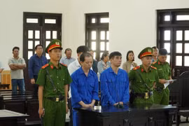 Y án với 2 nguyên lãnh đạo trung tâm đăng kiểm ở Bình Thuận