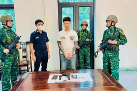 Mang súng đạn qua biên giới, một đối tượng bị bắt giữ