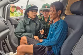 Diễn biến mới nhất vụ 2 tàu cá gặp nạn khi vào bờ tránh bão ở Quảng Trị