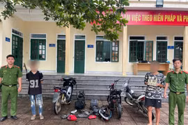 Bắt nóng 2 đối tượng chuyên trộm xe máy ở Hà Tĩnh