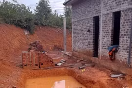 Bé gái 6 tuổi tử vong dưới hố nước ở Quảng Trị