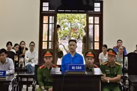 Chiếm đoạt tiền chuyển nhầm, người đàn ông lĩnh 12 tháng tù