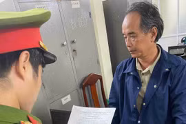 Tạm giữ người đàn ông đánh tài xế taxi ở Khánh Hoà