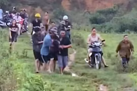 Xót xa nữ sinh bị sét đánh tử vong khi đi chăn bò ở Hà Tĩnh