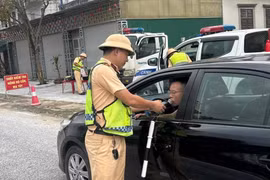 Hà Tĩnh xử lý 51 tài xế 'dính cồn' trong một ngày