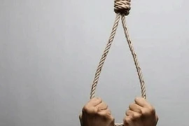 Người đàn ông treo cổ tự tử trong rừng ở Hà Tĩnh