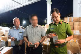 Triệt xoá đường dây sản xuất, buôn bán nước hoa giả ở Cần Thơ