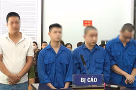 Rủ nhau vào bar “bay lắc”, nhóm bạn cùng lĩnh hơn 29 năm tù