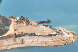 Lâm Đồng đấu giá hơn 9.000m3 cát, thu về hơn 2,4 tỷ đồng