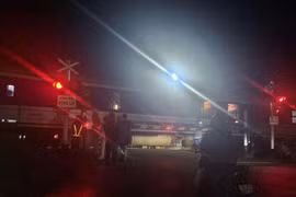 Nằm trên đường ray, người đàn ông bị tàu hoả tông tử vong