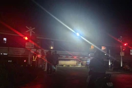 Nằm trên đường ray, người đàn ông bị tàu hoả tông tử vong