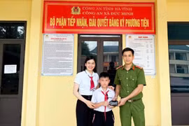 Nhặt được tài sản, học sinh ở Hà Tĩnh tìm người trả lại
