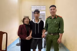 Giả danh công an, ép nam thanh niên quay video nhạy cảm để tống tiền