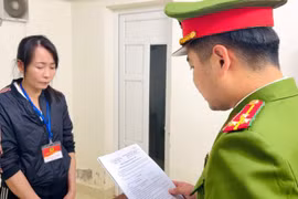 Khởi tố “nữ quái” làm hóa đơn giả để trốn thuế