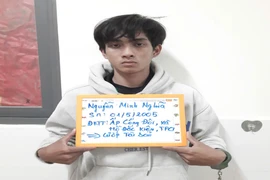 Bắt kẻ giật dây chuyền vàng của người bán nước ở Cần Thơ