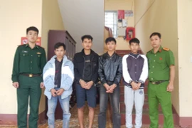 Bắt quả tang 4 đối tượng 'đập đá' tại nhà riêng ở Quảng Trị