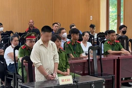 Tiếp tay buôn bán ma túy, lái xe dịch vụ lãnh án tử hình