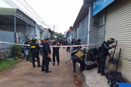 Truy bắt nghi phạm sát hại 4 người trong gia đình ở Đắk Lắk