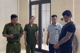 Bắt “nóng” đối tượng mua bán trái phép chất ma túy ở Quảng Trị