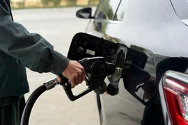 Giá xăng hôm nay 14/5: Bất ngờ đảo chiều?