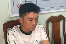 Người đàn ông đột nhập trang trại bắt trộm 6 con lợn