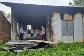 Sét đánh cháy nhà người phụ nữ nghèo ở Hà Tĩnh