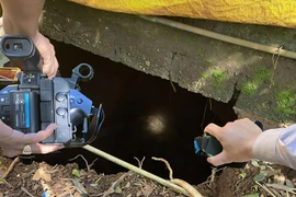 Xuất hiện “hố tử thần” trong vườn nhà dân ở Quảng Trị