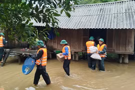 Quảng Bình khẩn trương di dời người dân đến nơi an toàn