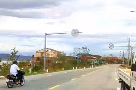 Quốc lộ 1A đoạn qua Hà Tĩnh thông tuyến sau nhiều ngày bị ngập 