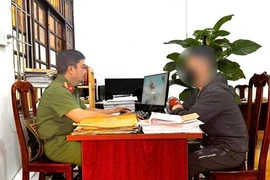 Nam thanh niên sử dụng Facebook "giả" lừa đảo hàng trăm bị hại