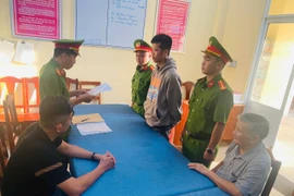 Nam thanh niên bị đâm trọng thương vì… đi tiểu bậy