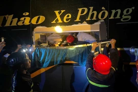 Kịp thời giải cứu 12 người mắc kẹt trong vụ tai nạn ở Đà Nẵng