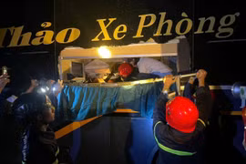 Kịp thời giải cứu 12 người mắc kẹt trong vụ tai nạn ở Đà Nẵng