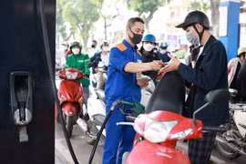 Giá xăng hôm nay 17/7: Tăng bật dữ dội?