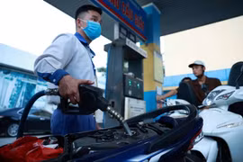 Giá xăng hôm nay 17/6: Tăng giảm trái chiều?